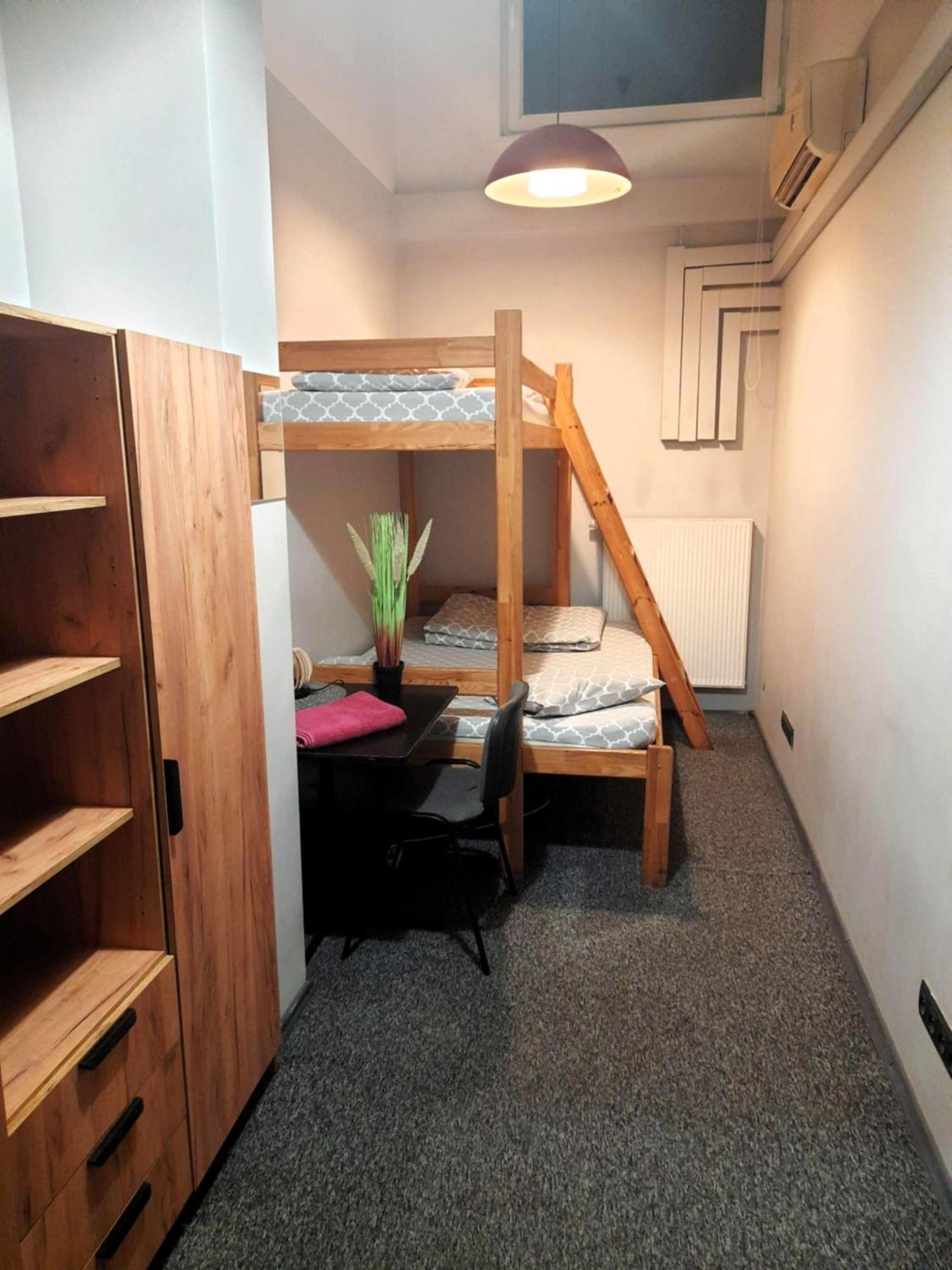 Go Hostel Rewolucji Łódź Eksteriør bilde